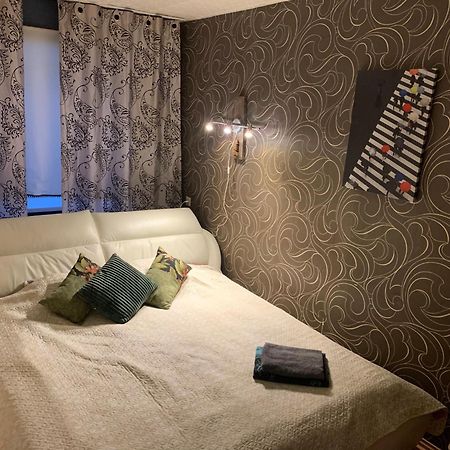 Riia 10, 2-Bedroom Apartment - 2 Big Beds 1 Extra Bed-Parking Free Tartu Dış mekan fotoğraf