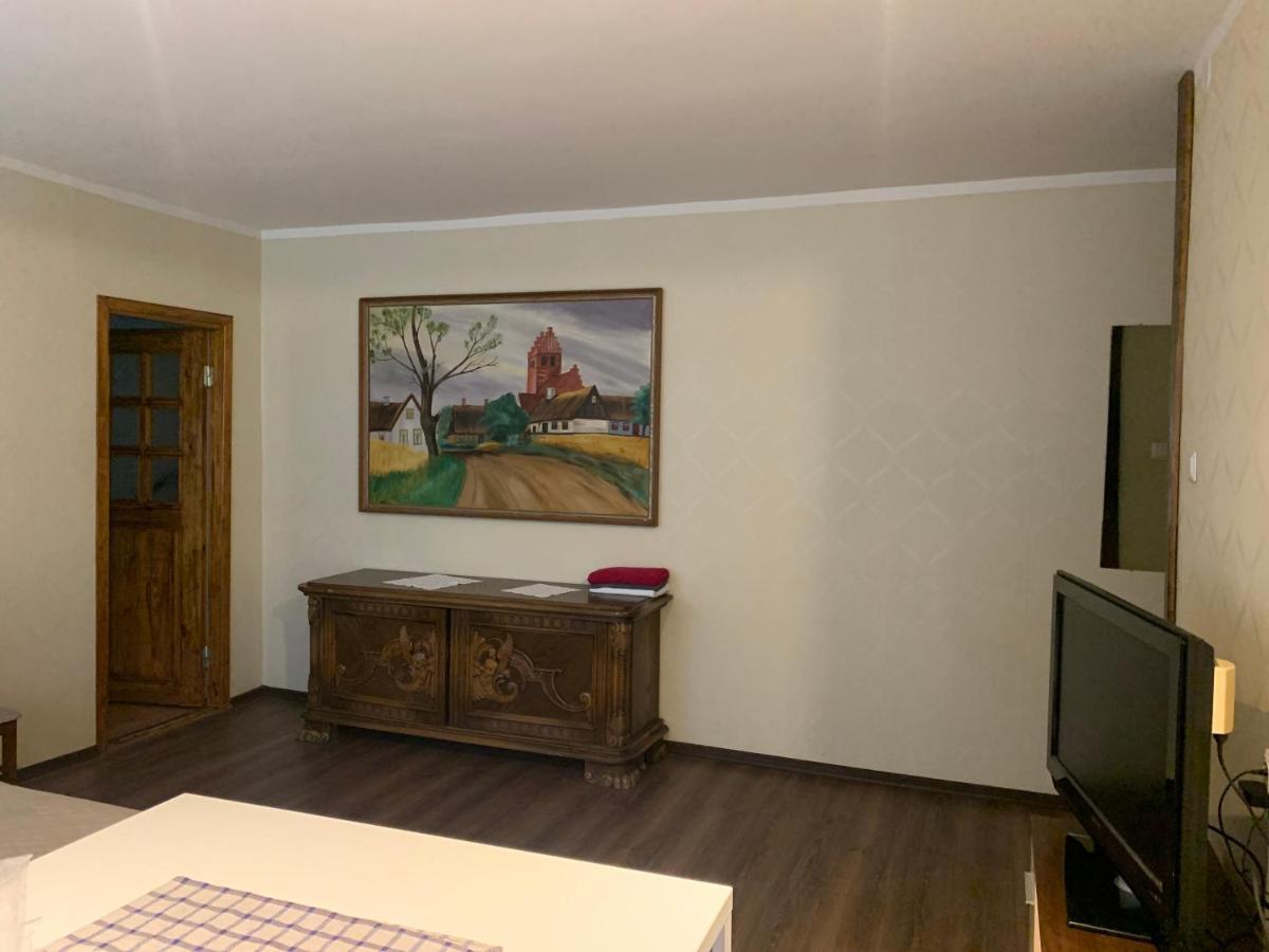 Riia 10, 2-Bedroom Apartment - 2 Big Beds 1 Extra Bed-Parking Free Tartu Dış mekan fotoğraf