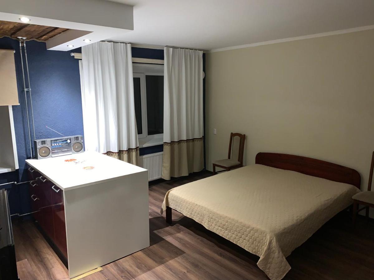 Riia 10, 2-Bedroom Apartment - 2 Big Beds 1 Extra Bed-Parking Free Tartu Dış mekan fotoğraf