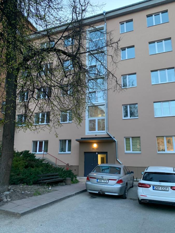 Riia 10, 2-Bedroom Apartment - 2 Big Beds 1 Extra Bed-Parking Free Tartu Dış mekan fotoğraf