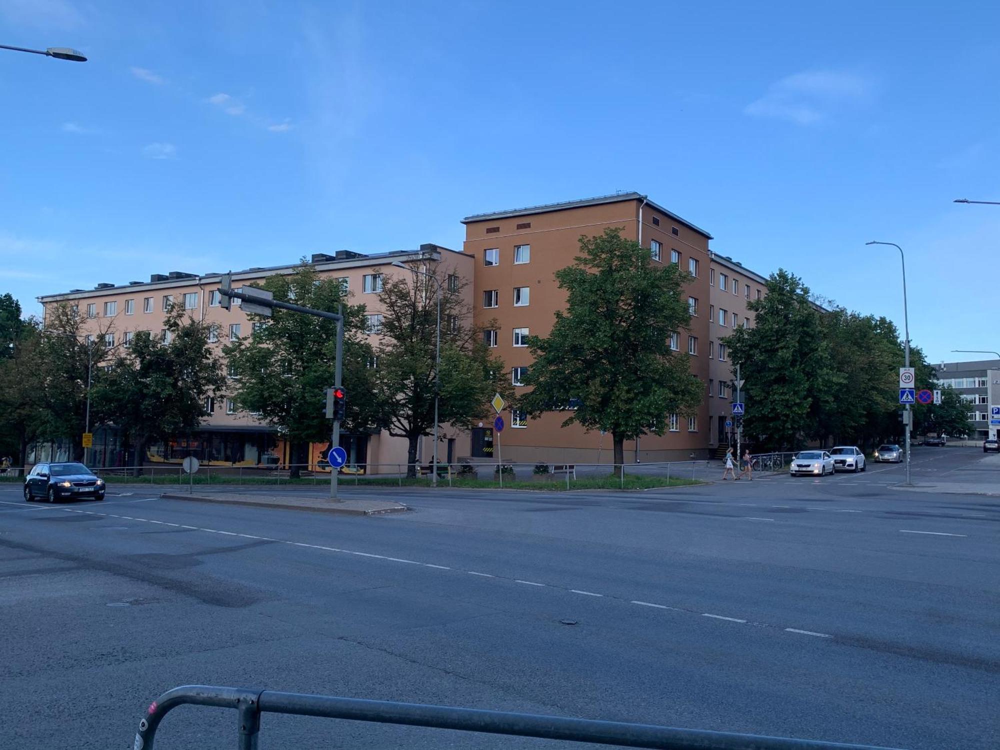 Riia 10, 2-Bedroom Apartment - 2 Big Beds 1 Extra Bed-Parking Free Tartu Dış mekan fotoğraf
