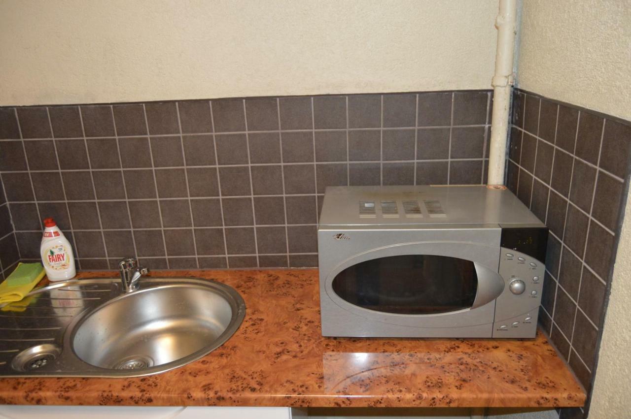 Riia 10, 2-Bedroom Apartment - 2 Big Beds 1 Extra Bed-Parking Free Tartu Dış mekan fotoğraf